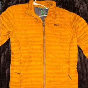 Stio Men's Yellow/Orange Puffer Jacket
